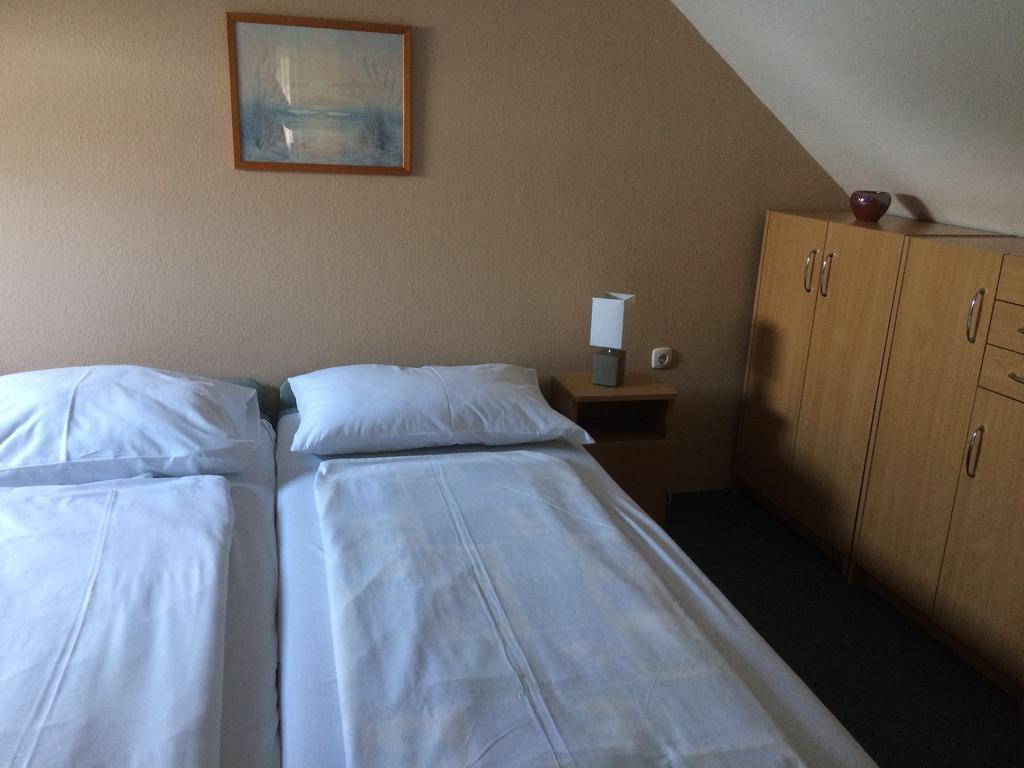 Apartmanhaz Horvath Apartment Balatonboglar Bagian luar foto